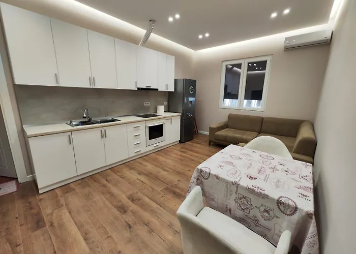 Pandora's Box Apartamento Tirana